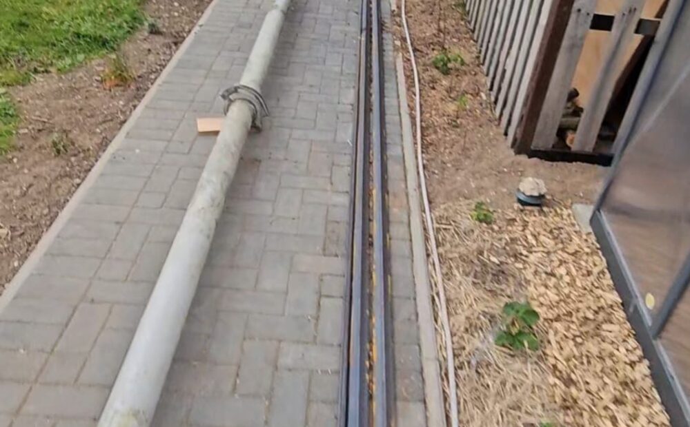 Rear Garden & Awkward Access
